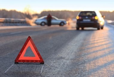 Водій "зніс" дівчину на пішоходному переході